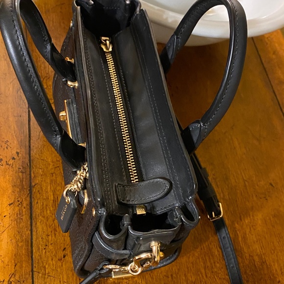 Coach Swagger Nubuck Pebble leather. - Picture 6 of 10